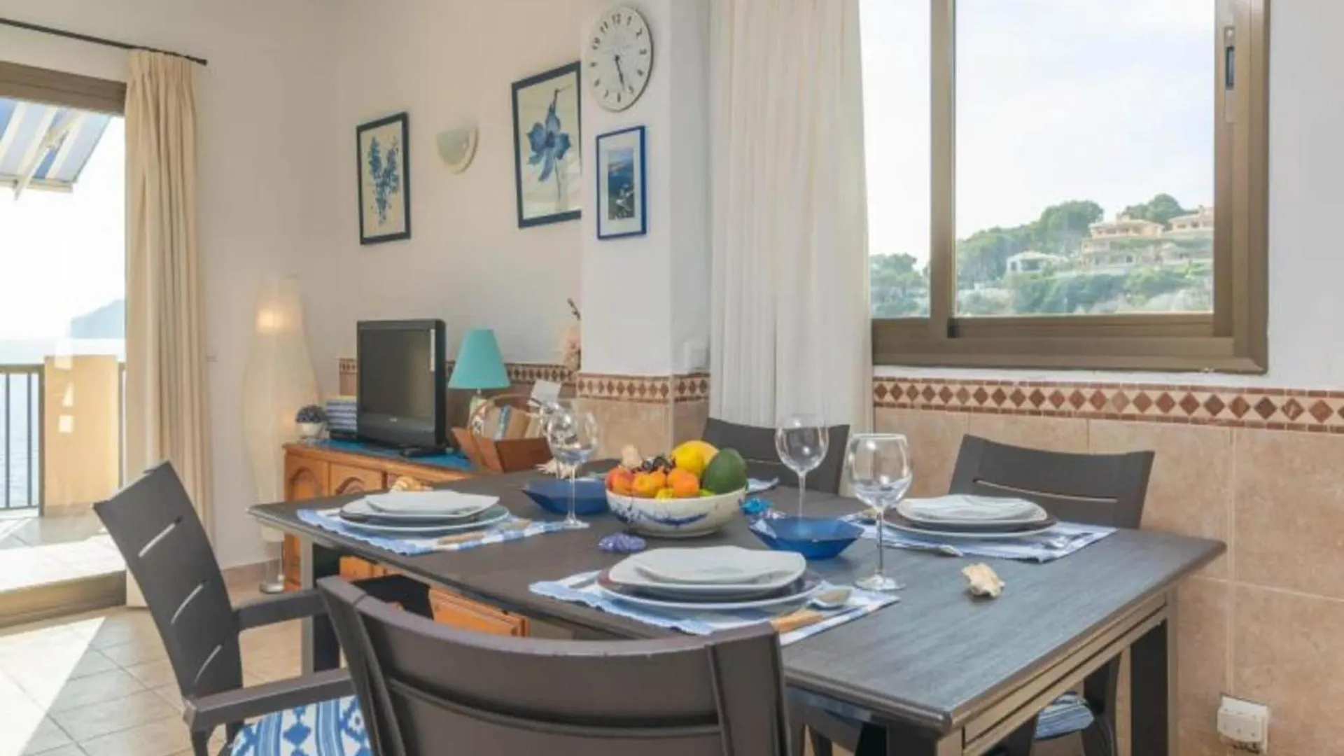 Majestic Holiday Home With Pool Sant Elm